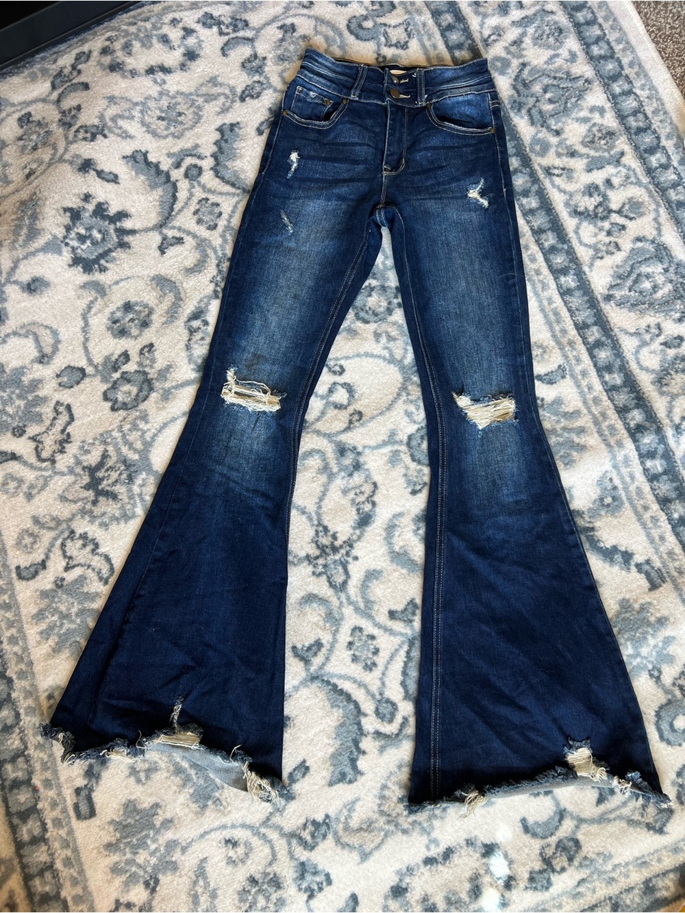 Petra 153 flared jeans